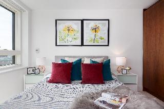 Lincoln Plaza Studio Apartments, Londyn