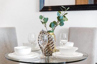 Lincoln Plaza Studio Apartments, Londyn