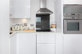 Lincoln Plaza Studio Apartments, Londyn