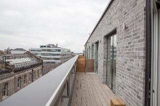 London Square Apartments, Londyn