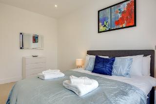 Premium Hounslow Studio Apartments, Londyn