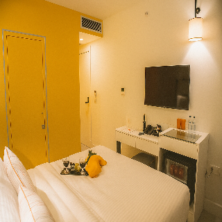 Sparkle Hotel