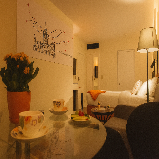 Sparkle Hotel