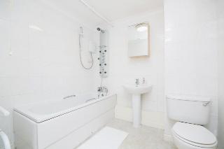 OYO Home 140 Meridian Place, Londyn