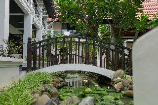 Sunrise Garden House photo 5
