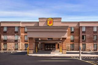 Super 8 by Wyndham St. Louis North
