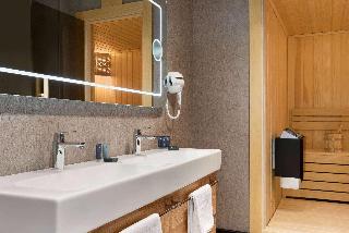 Ramada by Wyndham Tire