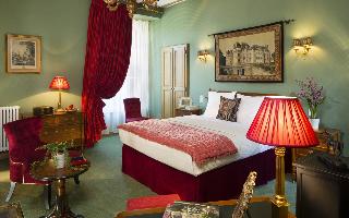 Chateau Laroche-Ploquin, Tours