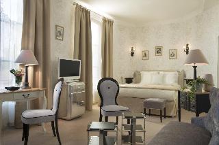 Chateau Laroche-Ploquin, Tours