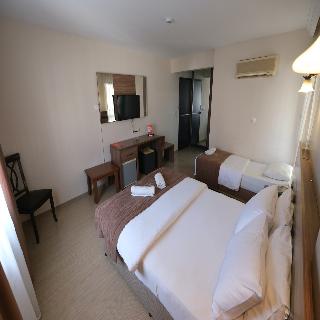 Ustun Otel Alsancak