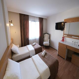Ustun Otel Alsancak
