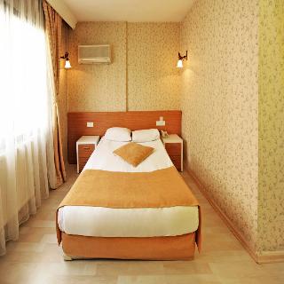 Ustun Otel Alsancak