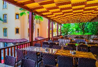 Dores Residence