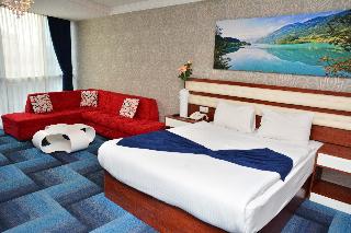Business Grand Hotel