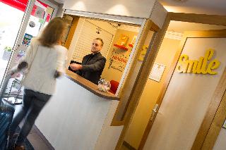 Kyriad Direct Orleans Ouest- La Chapelle St Mesmin, Orleans