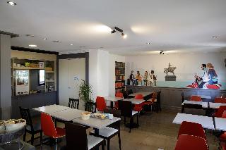 Kyriad Direct Orleans Ouest- La Chapelle St Mesmin, Orleans