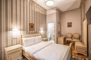 Room Room