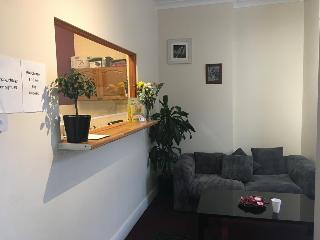 Stratford Hotel, Londyn