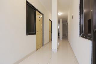 OYO 141 Fatmawati Cozy Residence