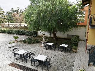 Garden inn, Caserta