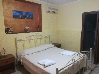 Garden inn, Caserta