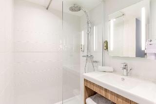2 Single Beds, Non-Smoking, Standard Room, Shower Only