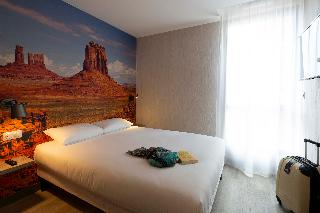 Break Hotel, Bourges