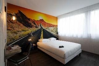 Break Hotel, Bourges