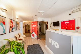 OYO Devine Beach Guest House, Essex