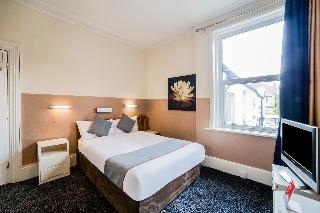 OYO Devine Beach Guest House, Essex