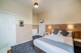 OYO Devine Beach Guest House, Essex