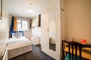 OYO Devine Beach Guest House, Essex
