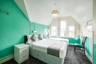 OYO Devine Beach Guest House, Essex