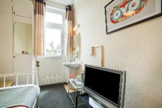 OYO Devine Beach Guest House, Essex