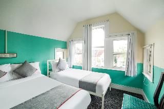 OYO Devine Beach Guest House, Essex