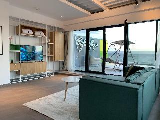 Riva Mamaia