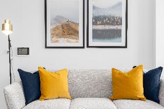 Eclectic Elephant & Castle Serviced Apartments, Londyn