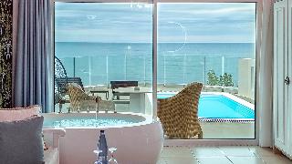 Panorama Suites & Spa
