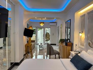 Panorama Suites & Spa