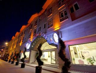 Madame Tadia Otel