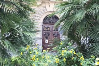 Piazza Bovio 22, Naples