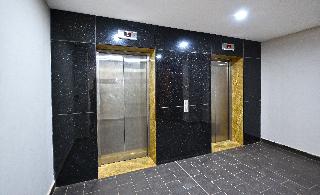 Boulevard Suites