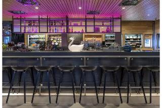 MOXY YORK, York