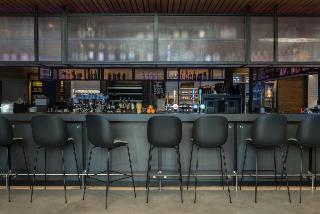 MOXY YORK, York