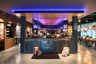 MOXY YORK, York