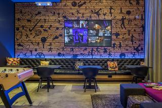 MOXY YORK, York