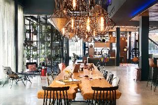 MOXY YORK, York