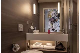 MOXY YORK, York