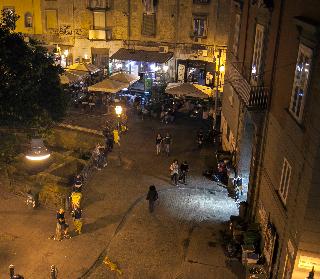 OVO - slow travel, Naples