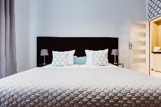 Deluxe Two-Bedroom Suite | King-size beds | A/C